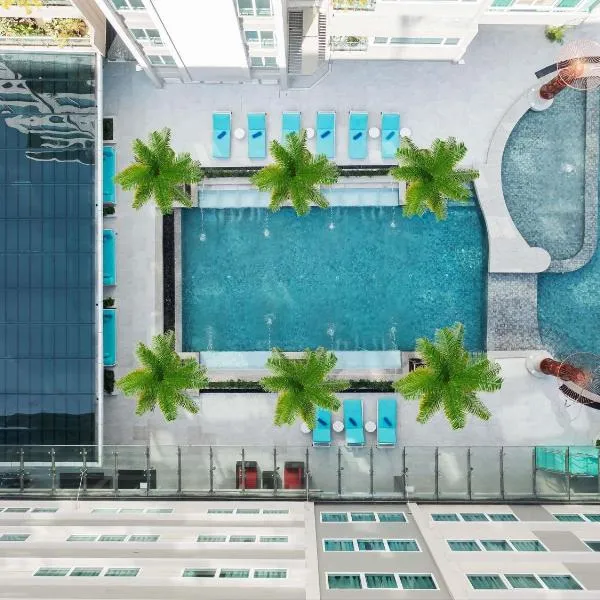 Novotel Living Bangkok Sukhumvit Legacy, hotel in Bangkok