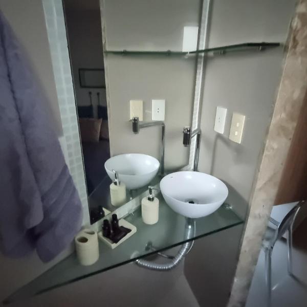 Flat mobiliado e bem localizado - Foto 3