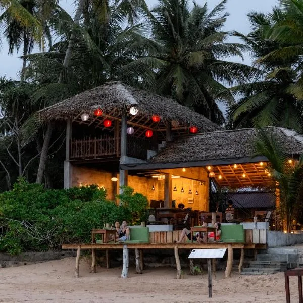 Shehani Beach Bungalow, hotel in Tangalle