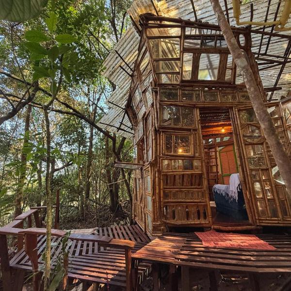 Casa Bambu - 5 min do Centro - Experiência imersiva na floresta - Foto 5
