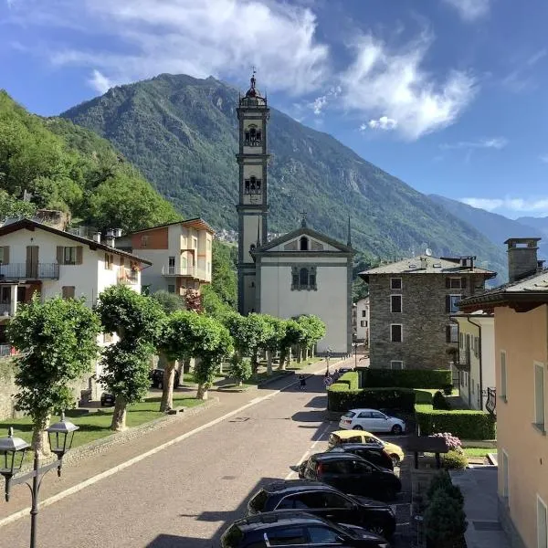 Fuga dalla città, hotel v mestu Grosotto