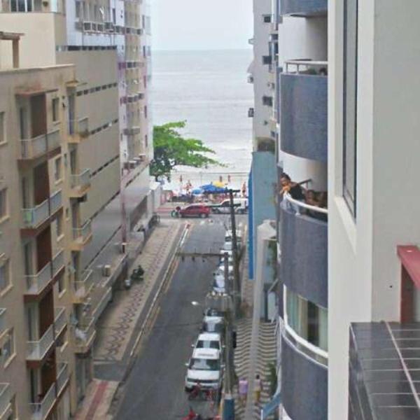 Apartamento quadra mar no centro de Balneario Camboriu