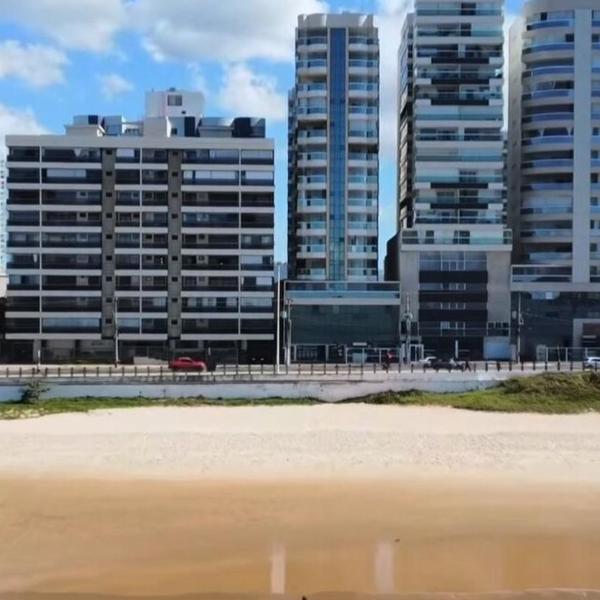 Apartamento de frente ao mar, Praia do Morro