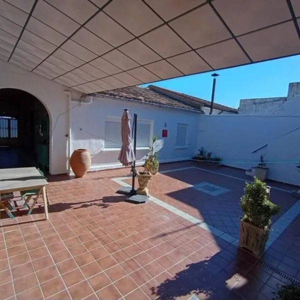 Casa Rural "AMARA" Bardenas, отель в городе Вальтьерра