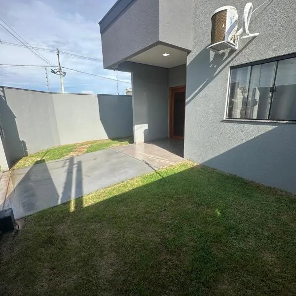 Casa garagem caminhonete exceto Dodge Ram, 2 quartos, espaço para 6 pessoas - Casa 1, casa completa, 5min Centro - Casa 5, hotel a Sinop