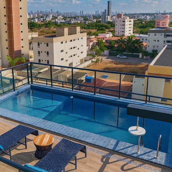 Flat com piscina na cobertura em Intermares