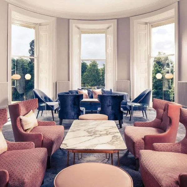Mercure Gloucester Bowden Hall Hotel, khách sạn ở Gloucester