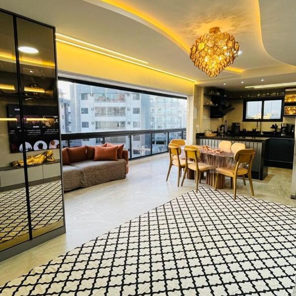 Apartamento moderno e sofisticado perto da praia