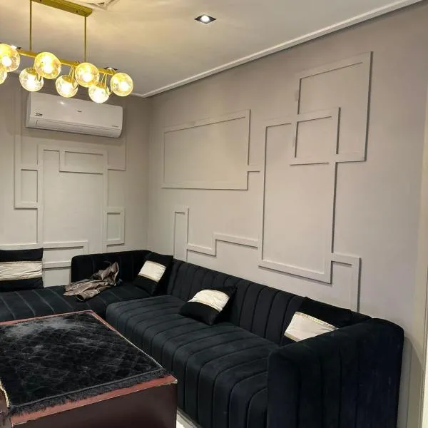 Designer Apartment Near KFC, hotel in Lahore