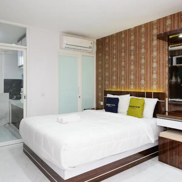 Urbanview Hotel DHelomi Homestay near UPN Veteran、Kalasanのホテル
