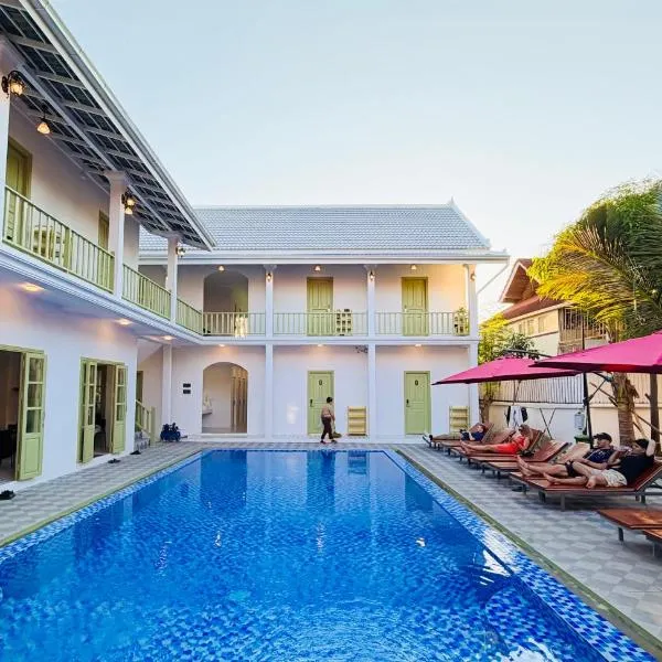 White Elephant Hostel, Hotel in Luang Prabang