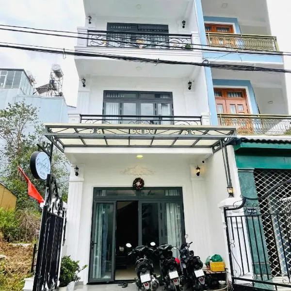 Quỳnh An Home, hotel en Dalat
