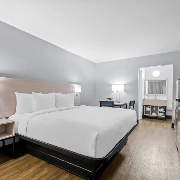 Suburban Studios Daytona Beach - Speedway, hotell sihtkohas Daytona Beach