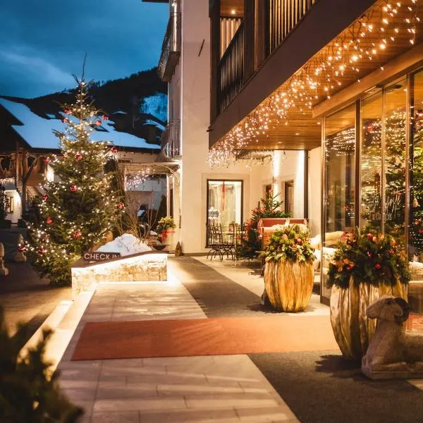 Historic Hotel Alte Goste, hotelli kohteessa Valdaora