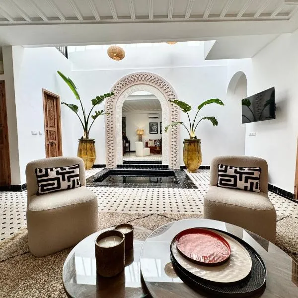 Riad Costa 2 privates pools rooftop breakfast, Hotel in Marrakesch
