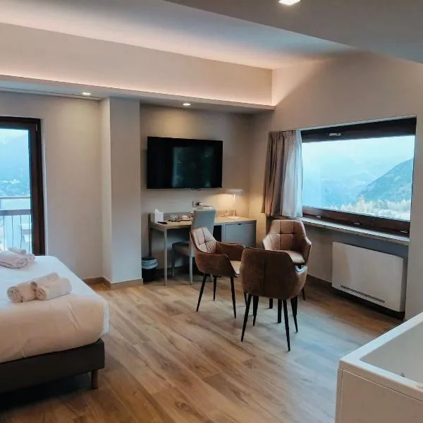 Lift Hotel – hotel w mieście Sauze dʼOulx