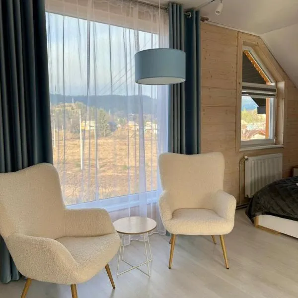 Іній, hotel di Vorokhta