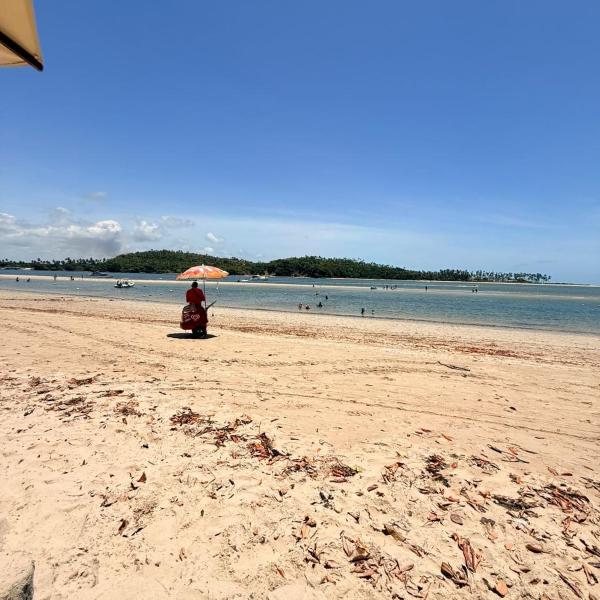 Flat condominium on the sand at Carneiros Beach