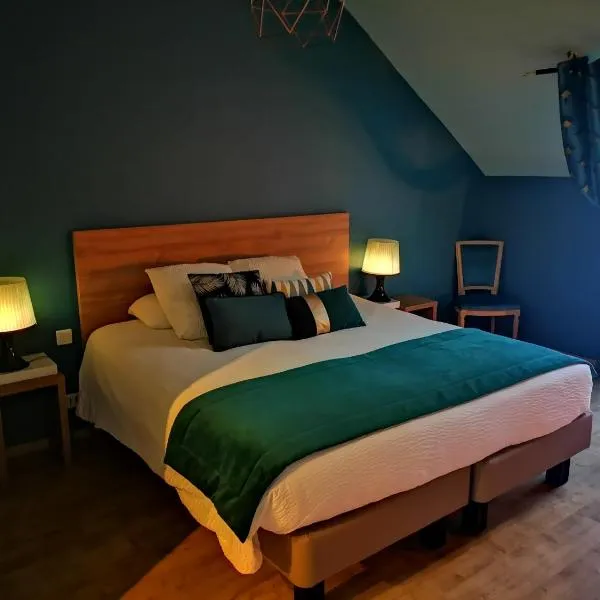 LOGIS-Hôtel-Restaurant La Gentilhommière, hotel in Artres