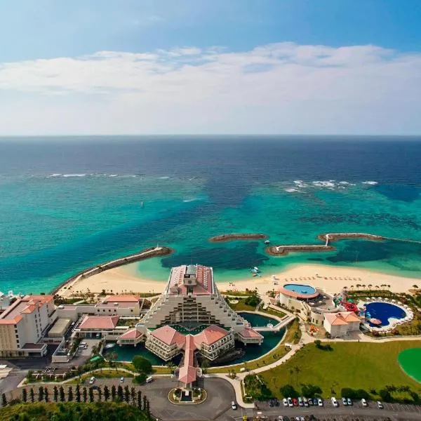 Sheraton Okinawa Sunmarina Resort – hotel w mieście Onna