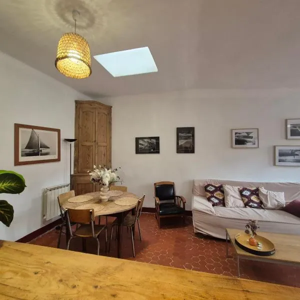 Joli appartement sur le port proche des plages !, hotel in La Ciotat