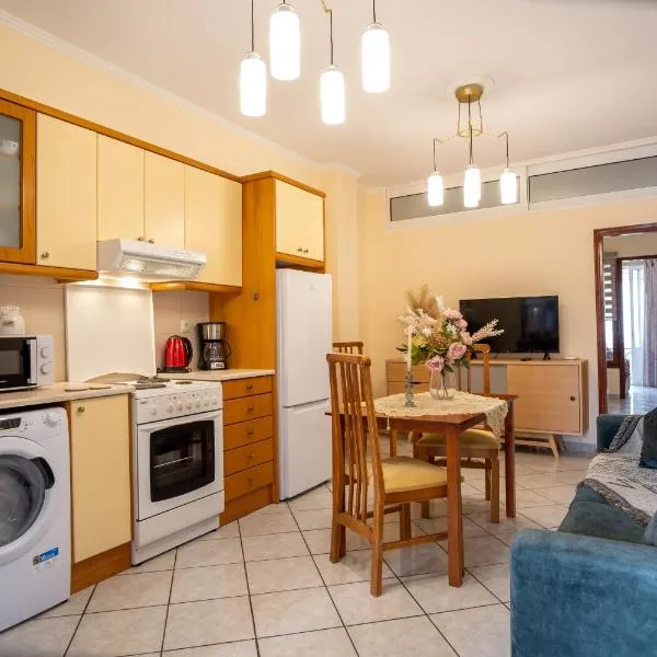 Ariadni Luxury Apartment, Hotel in Samos
