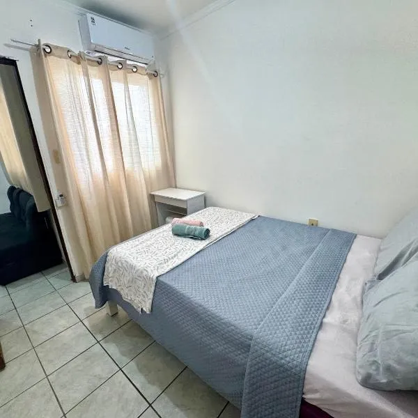 APT-8 Completo Bem Localizado a 1 minuto Rodoviaria e Centro, com Ar Condicionado e Garagem, hotel in Petrolina