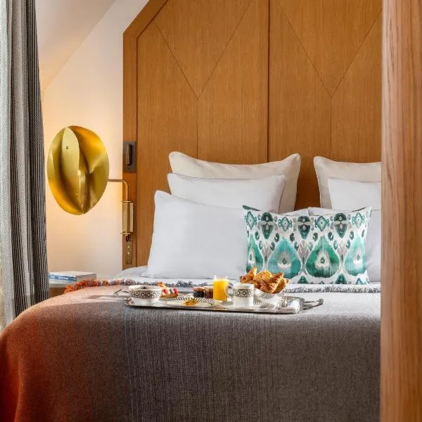 Hôtel Vernet Champs Elysées Paris, hotel din Paris