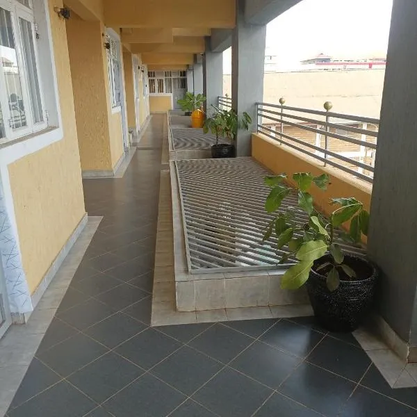 Studio BNB Meru town CBD, hotel v mestu Meru