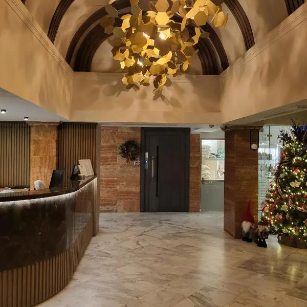 Golden Star City Resort, khách sạn ở Perea