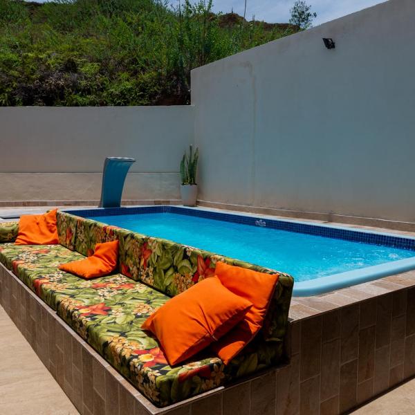 Casa c Piscina e Churrasqueira na Praia Maranduba