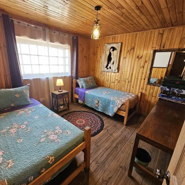 Hostal Sol y Luna - Descanso a 10 min del aeropuerto & Desayuno Incluido – hotel w mieście Santiago