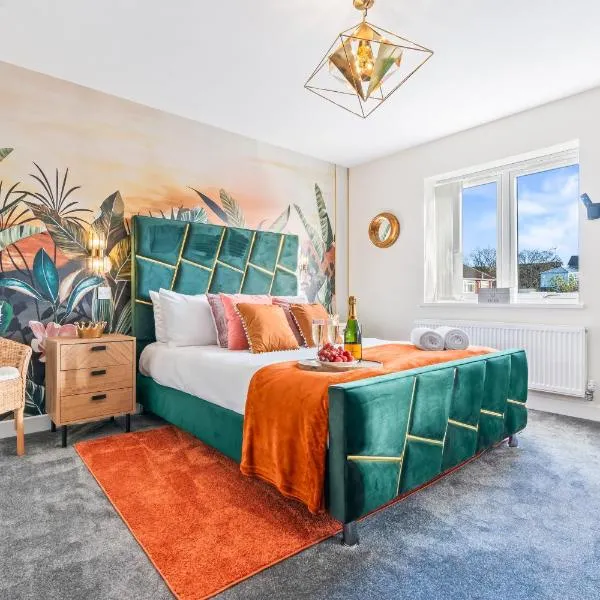 Hidden Gem Hot Tub EV Floor heating, hotel v mestu West Bromwich