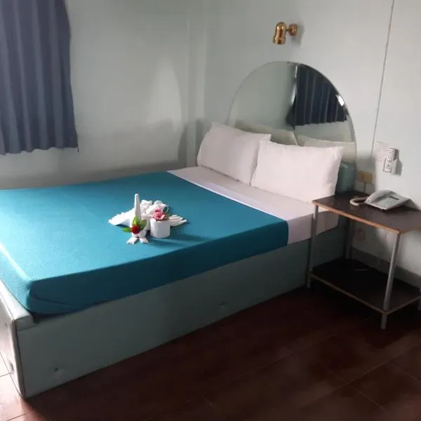 Anodard Hotel, hotell i Nakhon Sawan