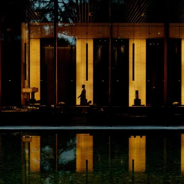 The PuLi Shanghai, hotel din Shanghai