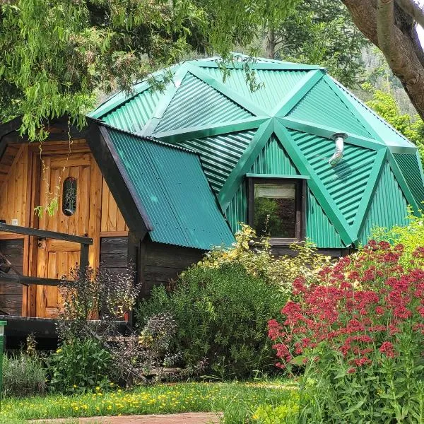 Domos Puelo, hotel v destinaci Lago Puelo