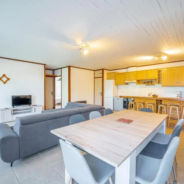 Maison à Mimizan Plage, 600m de la mer, 10 pers, 2 étoiles, confort moderne, jardin, parking - FR-1-50-88, hotel i Mimizan