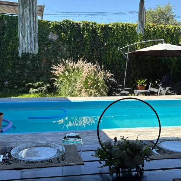 Hospedaje Golden, hotel in El Carril