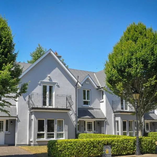 Mount Wolseley Manor Resort Houses, hotel in Tullow