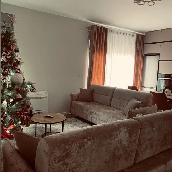 Ares home, hotel a Korçë