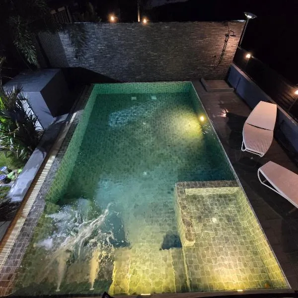 Kathu V pool villa 171, hotel a Kathu