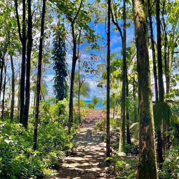 Casa Caimito, hotel in Nuquí
