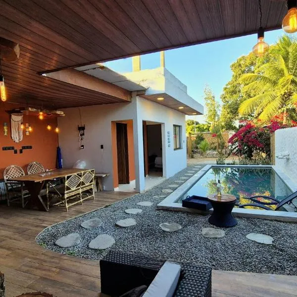 Casa de Praia com Piscina em Maceió - Ipioca - Sauaçuhy, hotel in Maceió