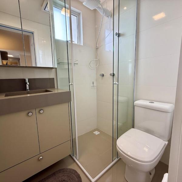 Apto novo em Itapema - Prédio com piscina - 2 quartos sendo 1 suíte - Foto 3