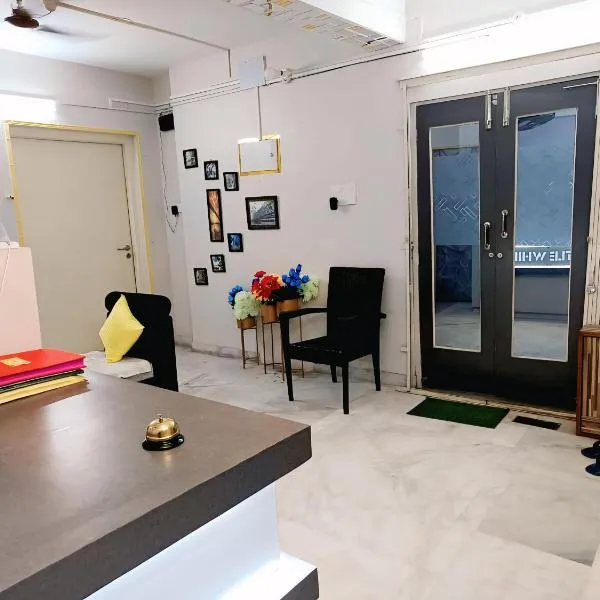 Little While global-Budget micro hotel-Near metro, hotel v destinaci Kalkata