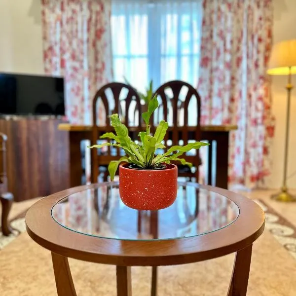 SAFFRON SAND By The Beach Goa，貝瑙利姆的飯店