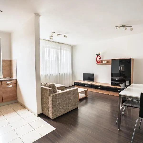 Fine Restaurant & Apartments, hotel v destinaci Malacky