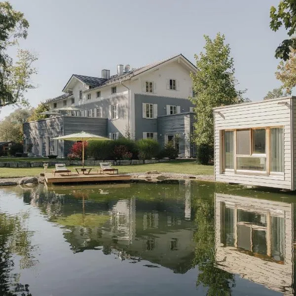 Matador Lodges, hotel in Grabenstätt