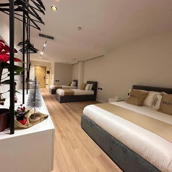 Sky 2 Hotel Tirana, hotel a Tirana