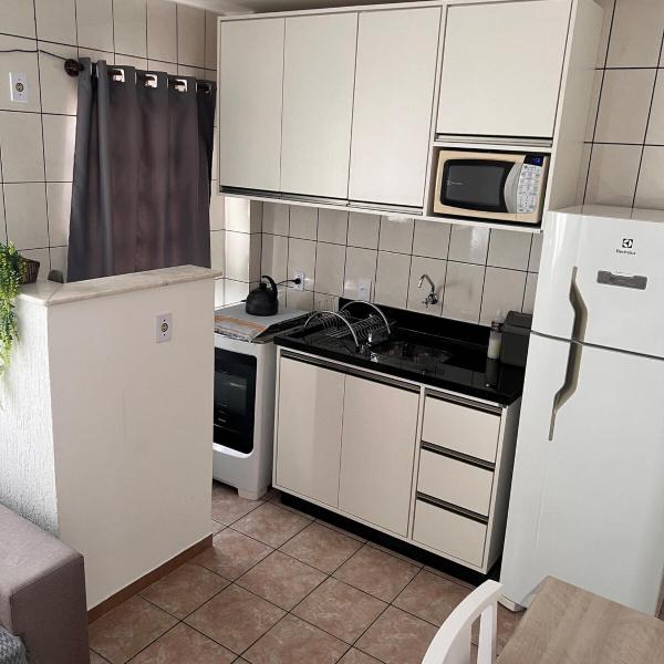 Apartamento em Canasvieiras Floripa Perto da Praia - Foto 4